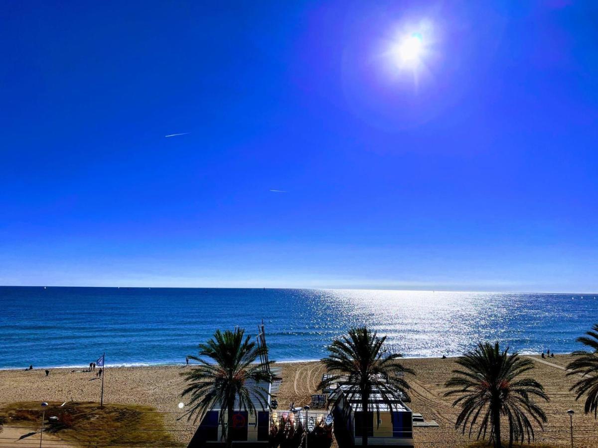 Vilador Beach Hotel Masnou Exteriér fotografie